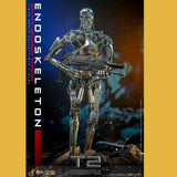 (Pre-Order) Endoskelett (Battle Damaged Version) Die Cast Actionfigur 1/6 Hot Toys Terminator 2