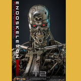 (Pre-Order) Endoskelett (Battle Damaged Version) Die Cast Actionfigur 1/6 Hot Toys Terminator 2