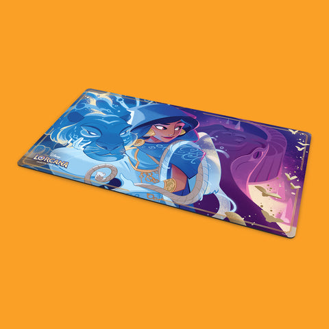 (Pre-Order) Disney Lorcana Geflüster aus der Tiefe Spielmatte Jasmin (Aladdin)