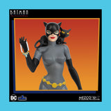 (Pre-Order) Catwoman Actionfigur Mezco Toyz DC Batman: The Animated Series