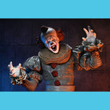 (Pre-Order) Pennywise 45cm Actionfigur NECA IT - Welcome to Derry