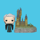 Minerva McGonagall with Hogwarts Funko Pop! Town (33) Harry Potter